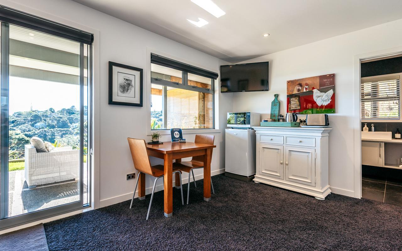 Wild Thyme Guest house Oneroa