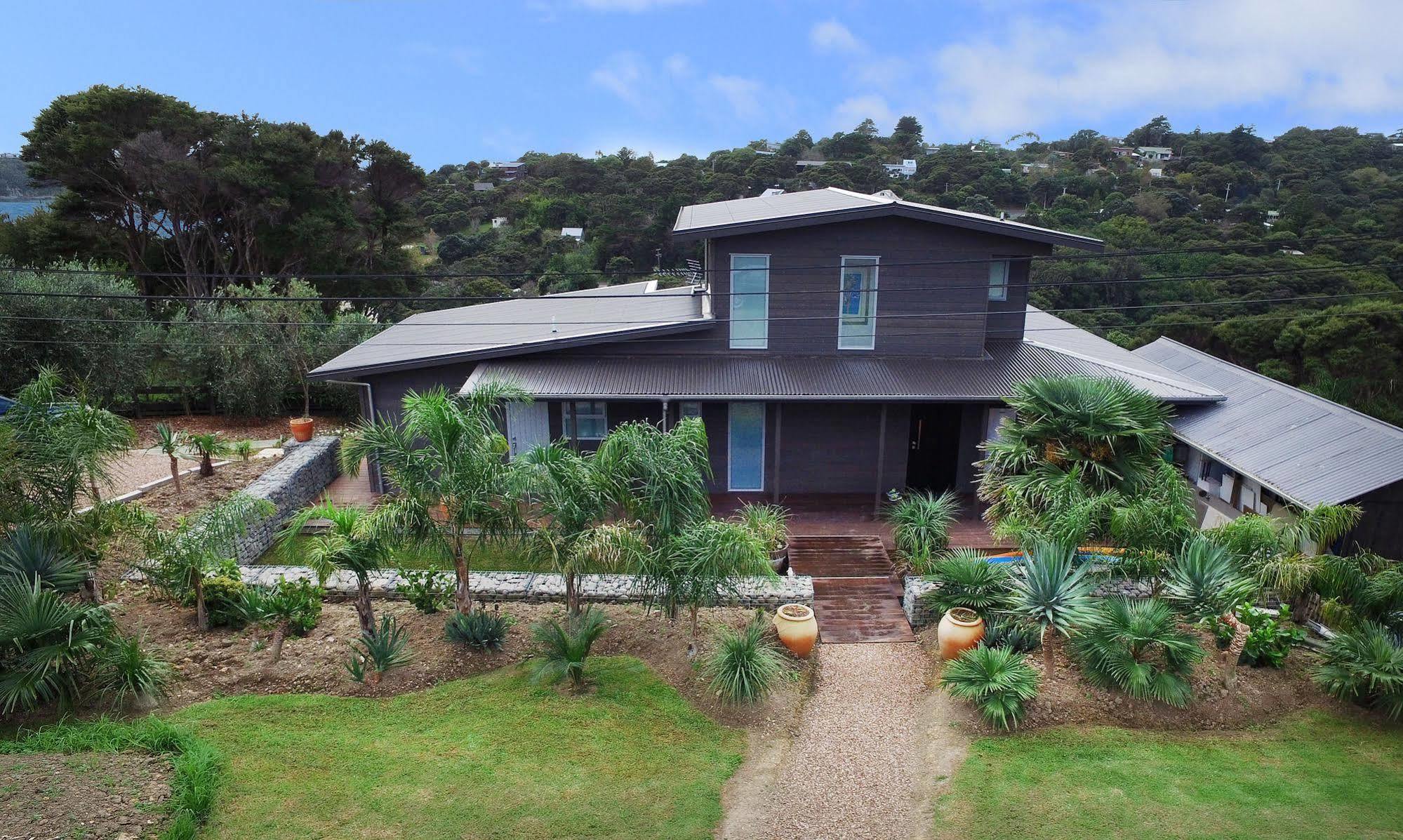 Wild Thyme Guest house Oneroa